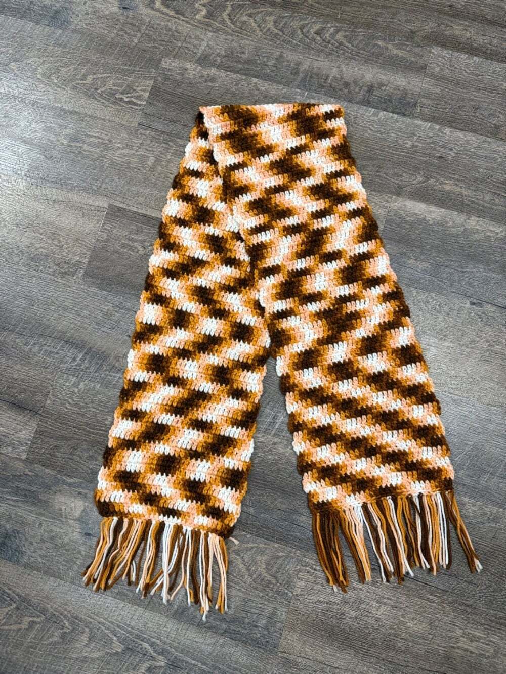 Vintage 70s retro hand crochet Scarf 62" x 9" EXCELLENT